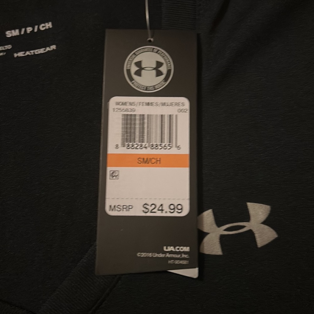 Small Under Armour V-neck t-shirt - Picture 5 of 5